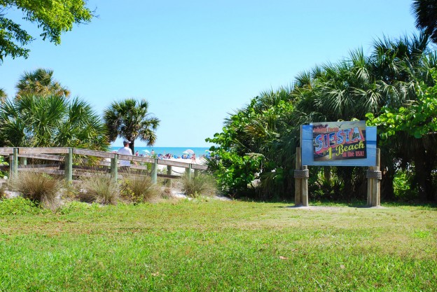 Siesta Beach in Sarasota - America's Number 1 Beach