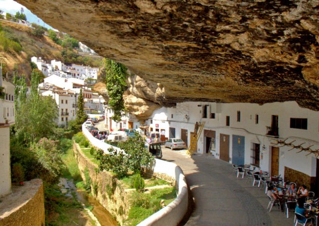 Discover Wonderful White Villages of Andalusia