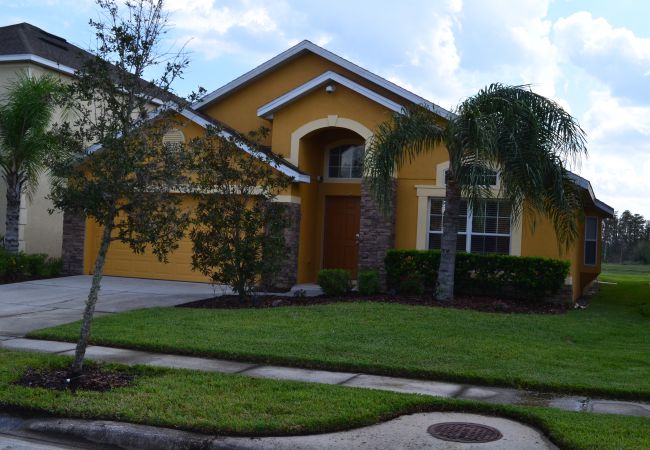 Villa in Kissimmee - FL011
